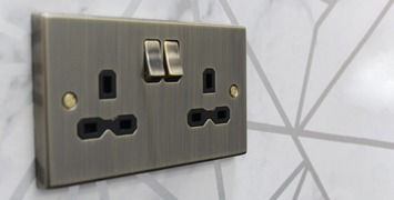 Knightsbridge Decorative Switches & Sockets