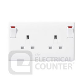 BG Electrical 822CON Moulded White Round Edge 1 Gang to 2 Gang 13A Converter 1 Pole Switched Socket  image
