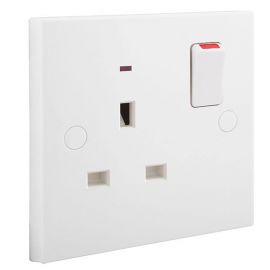 BG Electrical 925 Moulded White Square Edge 1 Gang 13A 1 Pole Neon Switched Socket