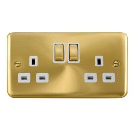 Click DPSB536WH Deco Plus Satin Brass Ingot 2 Gang 13A 2 Pole Switched Socket - White Insert
