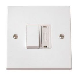 Click PRW290 Polar White 3A 2 Pole Switched Fused Spur Unit