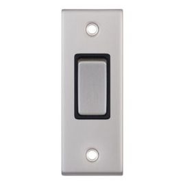 Selectric DSL279 5M Satin Chrome 1 Gang 10A 2 Way Architrave Switch - Black Insert image