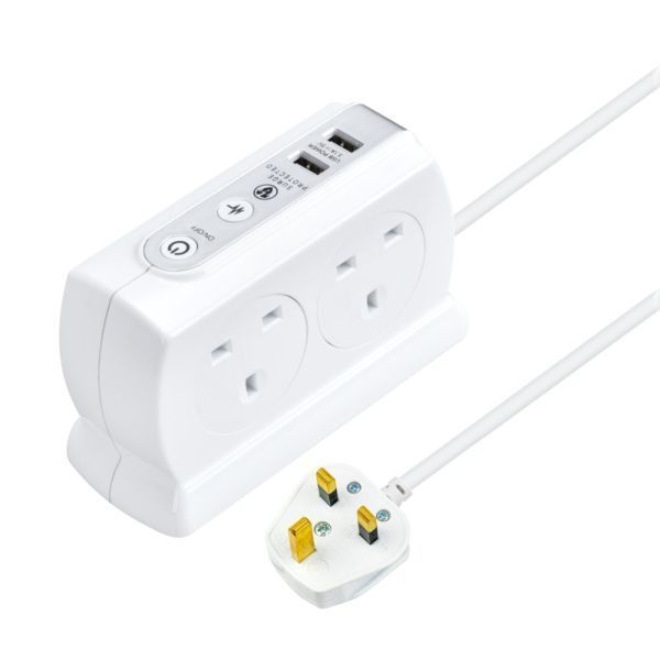 Masterplug SRGDSU42PW White 4 Socket 13A 2x USB-A 3.1A 2m Surge-Protected Extension Lead